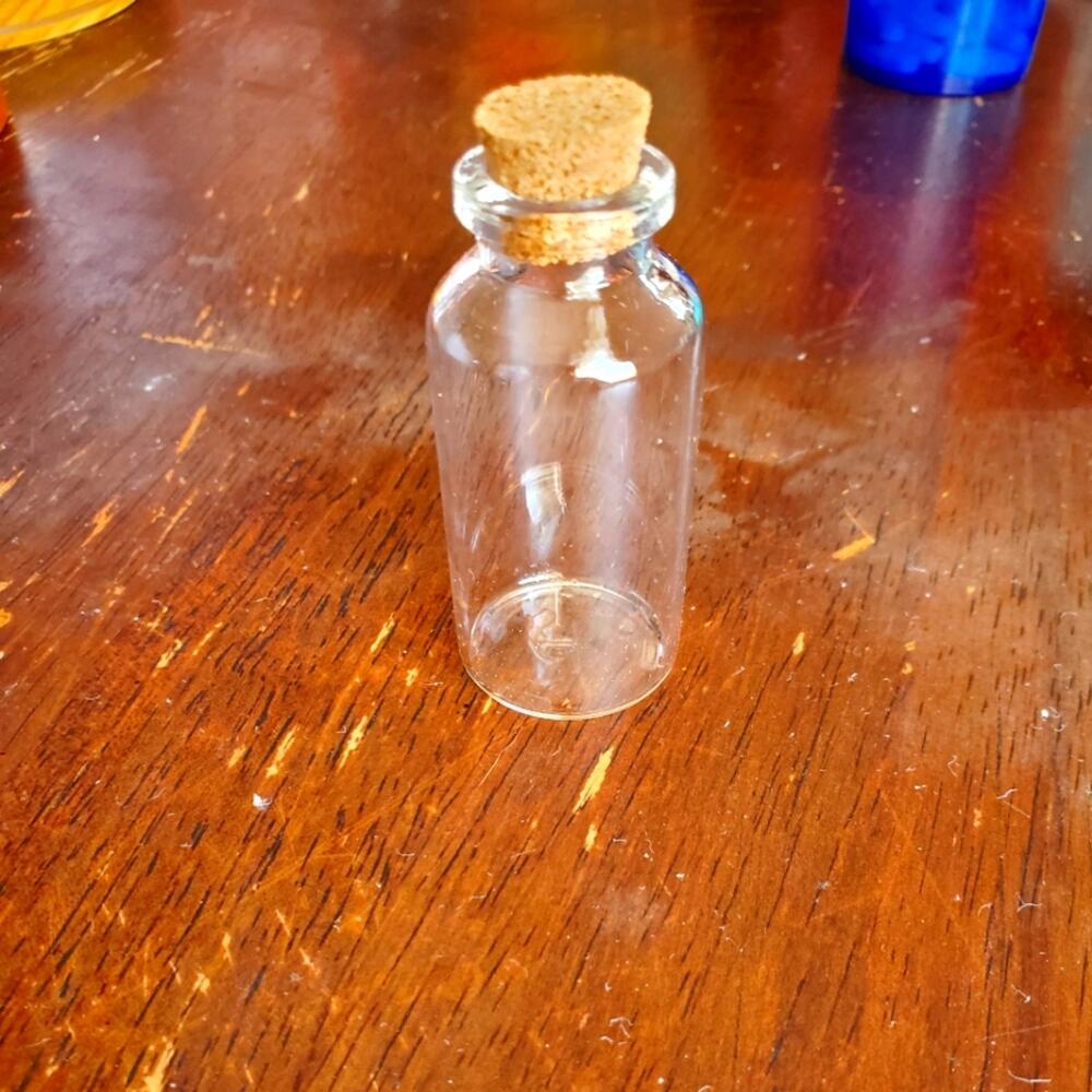 20 ml Glass Bottles with Screw Eyes (Set of 35)